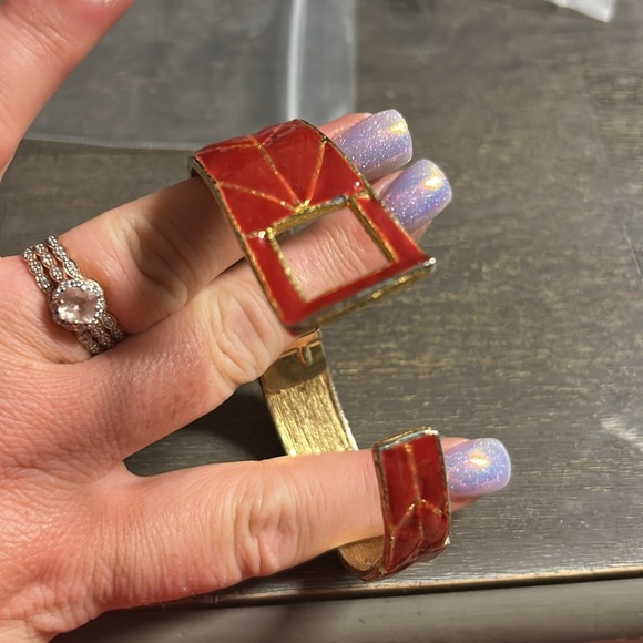 Red and Gold Geometric Bracelet Hinged Buckle Style - Picture 4 of 4